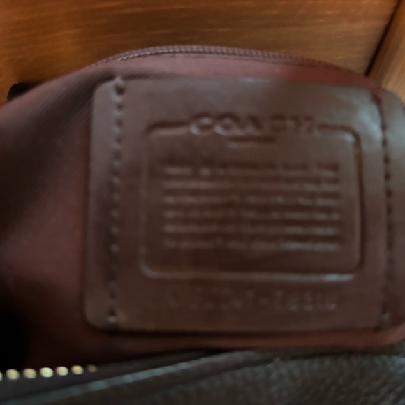 Black coach handbag like new - Picture 6 of 9